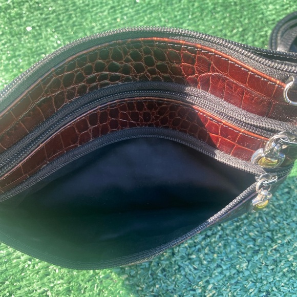 Brighton small crossbody - Picture 4 of 10